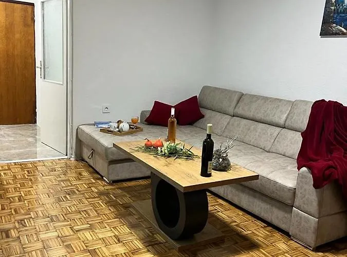 Stan Na Dan Kozarska Dubica 公寓 Bosanska Dubica