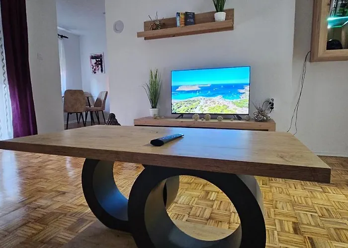 Stan Na Dan Kozarska Dubica 公寓 Bosanska Dubica