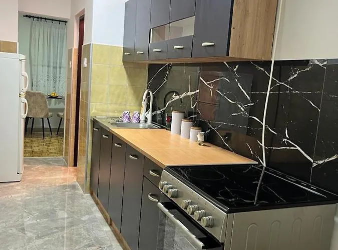 Stan Na Dan Kozarska Dubica 公寓 *